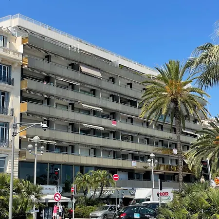 Royal Lux Promenade Des