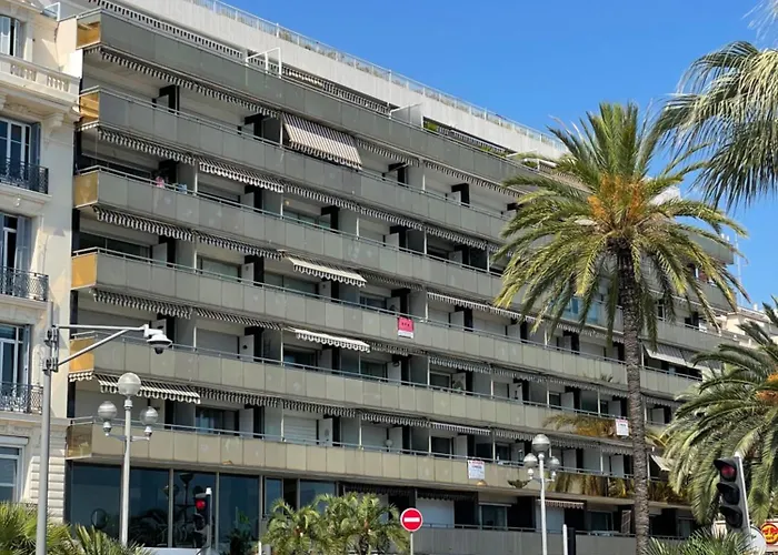 Royal Lux Promenade Des